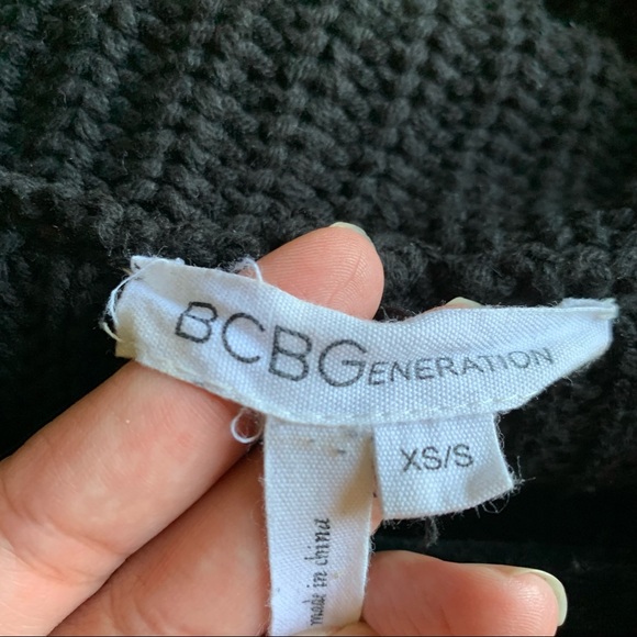 BCBGeneration Oversized Off The Shoulder Black Sweater Dress. XS/S - Picture 4 of 7